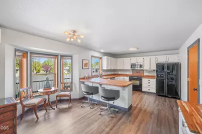 951 NE Lena Place, Bend, OR 97701 - Photo 7