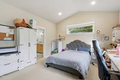 540 NW 28th Street, Redmond, OR 97756 - Photo 11