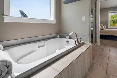 2703 NW 25th Street, Redmond, OR 97756 - Photo 33
