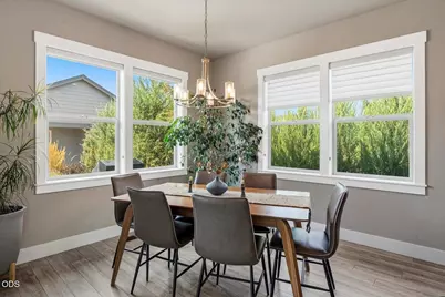 2703 NW 25th Street, Redmond, OR 97756 - Photo 21