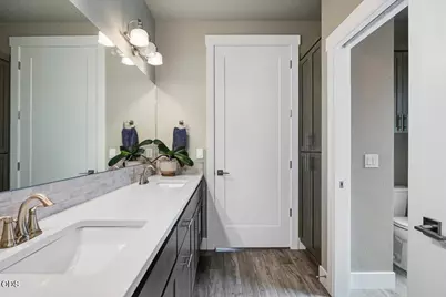 2703 NW 25th Street, Redmond, OR 97756 - Photo 29