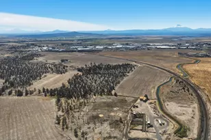 1201 NW Hwy 26, Madras, OR 97741 - Photo 29