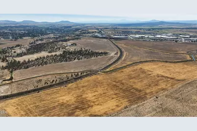 1201 NW Highway 26, Madras, OR 97741 - Photo 33