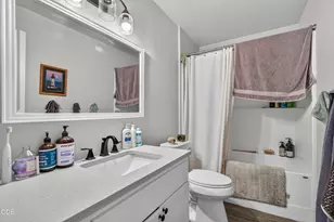 4873 Old Stage Rd, Central Point, OR 97502 - Photo 29