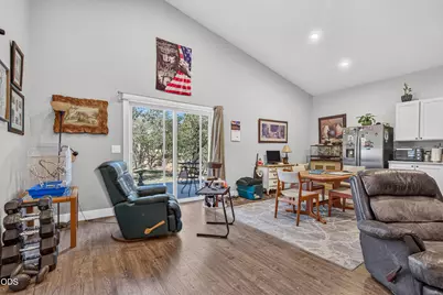 4873 Old Stage Road, Central Point, OR 97502 - Photo 25