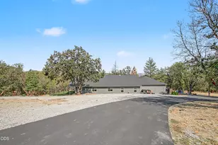 4873 Old Stage Rd, Central Point, OR 97502 - Photo 39