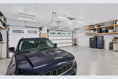 4873 Old Stage Road, Central Point, OR 97502 - Photo 23