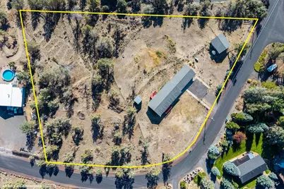 3890 NW 25th Street, Redmond, OR 97756 - Photo 23