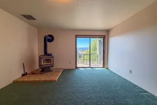 1640 Ridgecrest Dr, Klamath Falls, OR 97601 - Photo 45