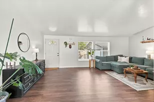 1635 SW Sun Glo Dr, Grants Pass, OR 97527 - Photo 5