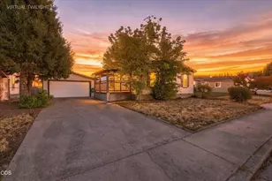 1635 SW Sun Glo Dr, Grants Pass, OR 97527 - Photo 31