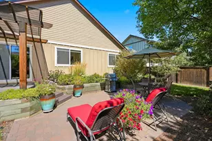 2967 NW Chardonnay Ln, Bend, OR 97703 - Photo 37