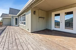1144 Colonial Dr, Grants Pass, OR 97526 - Photo 35