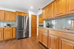 1144 Colonial Dr, Grants Pass, OR 97526 - Photo 17
