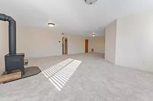 1144 Colonial Dr, Grants Pass, OR 97526 - Photo 43