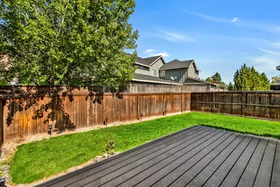 20844 NE Sierra Drive, Bend, OR 97701 - Photo 21