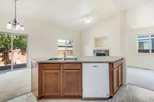 20844 NE Sierra Dr, Bend, OR 97701 - Photo 7