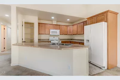 20844 NE Sierra Drive, Bend, OR 97701 - Photo 5
