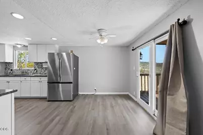 2440 Wren Ridge Drive, Eagle Point, OR 97524 - Photo 7
