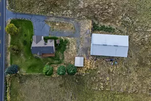 10505 Springlake Rd, Klamath Falls, OR 97603 - Photo 17