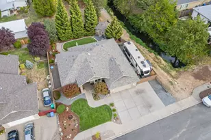 523 SE Jaylen Dr, Grants Pass, OR 97527 - Photo 43