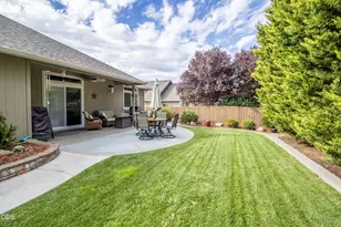 523 SE Jaylen Dr, Grants Pass, OR 97527 - Photo 33