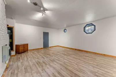 455 NE 11th Street, Grants Pass, OR 97526 - Photo 15