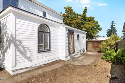 425 S Oakdale Avenue, Medford, OR 97501 - Photo 31