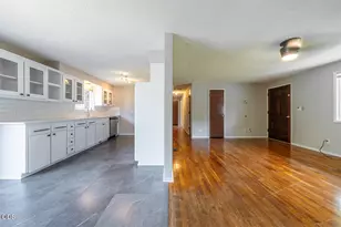 2554 Stearns Way, Medford, OR 97501 - Photo 13