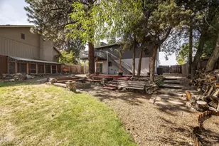 1645 NE Cackler Ln, Bend, OR 97701 - Photo 17