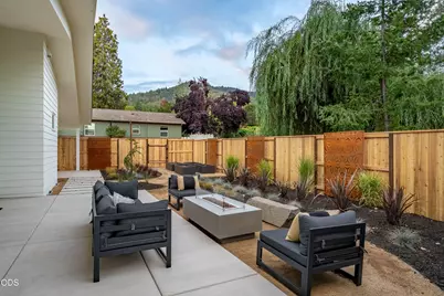 119 Pine Street, Ashland, OR 97520 - Photo 39