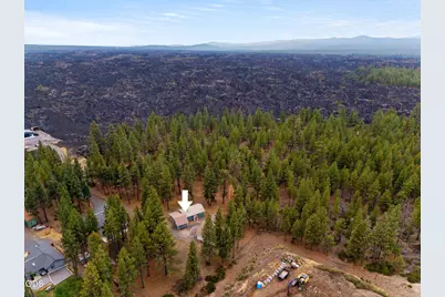 19202 Cherokee Road, Bend, OR 97702 - Photo 37