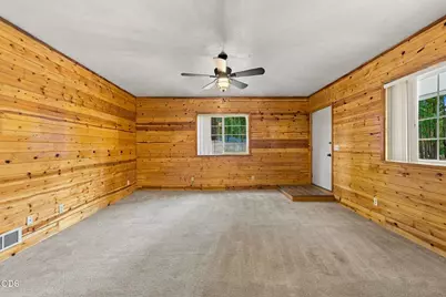 19202 Cherokee Road, Bend, OR 97702 - Photo 13