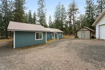 19202 Cherokee Road, Bend, OR 97702 - Photo 27