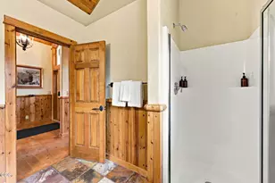 18211 Oregon Loop, Sunriver, OR 97707 - Photo 29