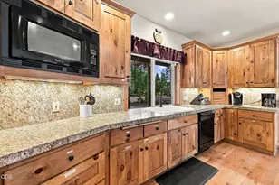 18211 Oregon Loop, Sunriver, OR 97707 - Photo 17