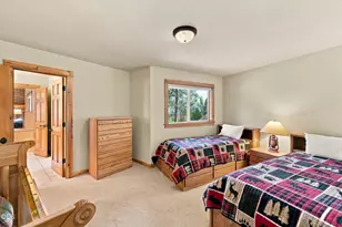 18211 Oregon Loop, Sunriver, OR 97707 - Photo 35