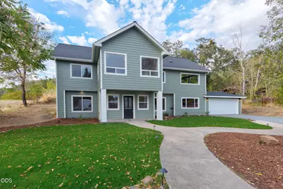 1690 NE Beacon Drive, Grants Pass, OR 97526 - Photo 45