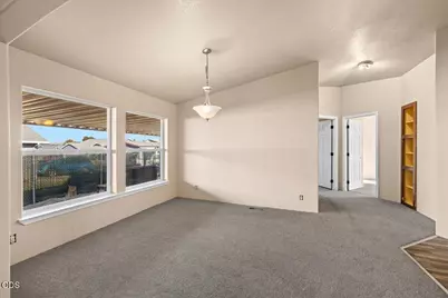 2318 Lara Lane, Central Point, OR 97502 - Photo 9