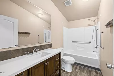 2318 Lara Lane, Central Point, OR 97502 - Photo 17