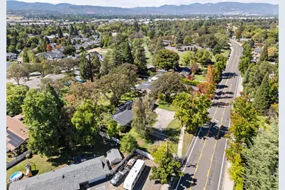 2232 Siskiyou Boulevard, Medford, OR 97504 - Photo 35
