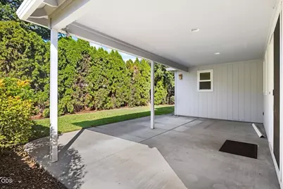 1672 Alexis Way, Medford, OR 97501 - Photo 17