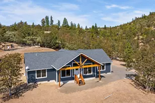 14819 Avalon Dr, White City, OR 97503 - Photo 1