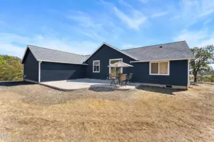14819 Avalon Dr, White City, OR 97503 - Photo 3