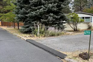 60916 Ashford Dr, Bend, OR 97702 - Photo 3