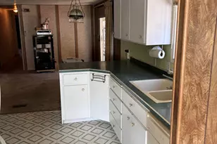 60916 Ashford Dr, Bend, OR 97702 - Photo 17