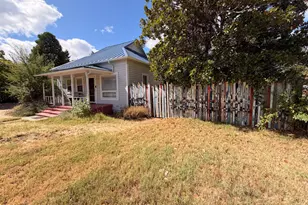 400 Wagner Creek Rd, Talent, OR 97540 - Photo 3