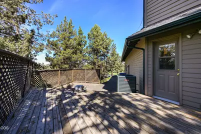 61330 Larsen Road, Bend, OR 97702 - Photo 41