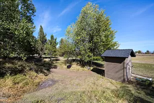 61330 Larsen Rd, Bend, OR 97702 - Photo 55