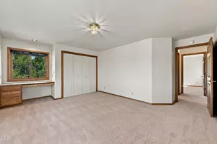 61330 Larsen Rd, Bend, OR 97702 - Photo 33